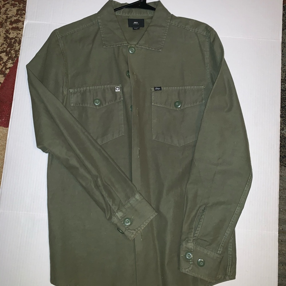 Obey button down